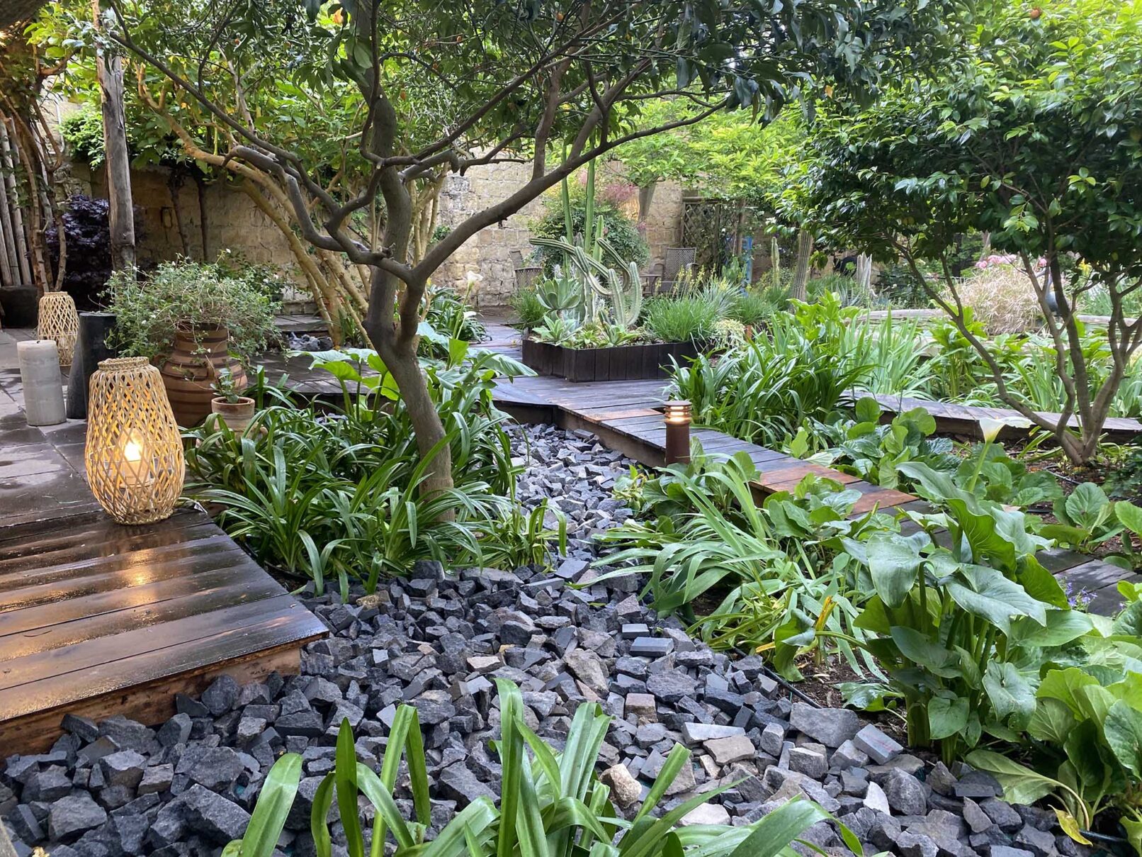 Giardino-esotico-a-Napoli